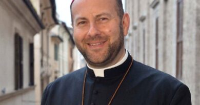 vescovo rieti
