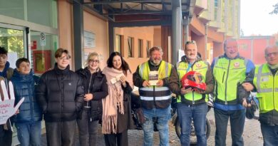 Motostaffetta tra le scuole medie della città per dire NO alla violenza sulle donne e a tutte le forme di violenza