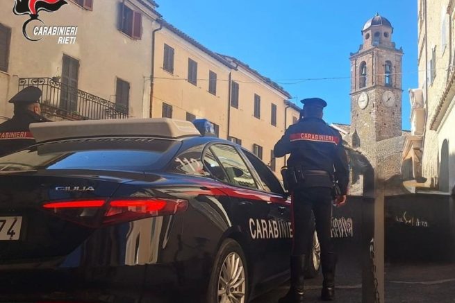 Rapina impropria a Passo Corese: arrestato 29enne dopo un furto su auto