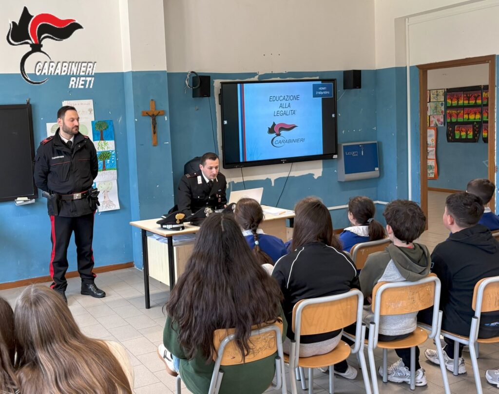 Legalità e prevenzione: i Carabinieri incontrano gli studenti di Rocca Sinibalda