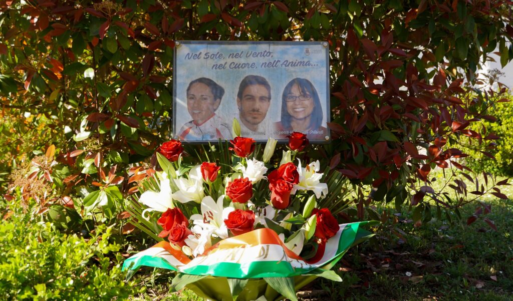 Rieti ricorda Michela, Valentina e Luca: omaggio alle vittime reatine del sisma dell’Aquila