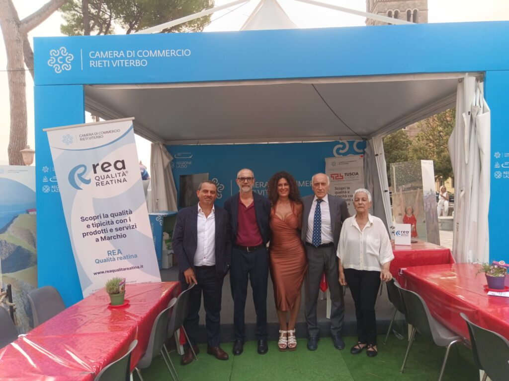 Fiera del Peperoncino, la Camera di Commercio apre lo stand in piazza Cesare Battisti
