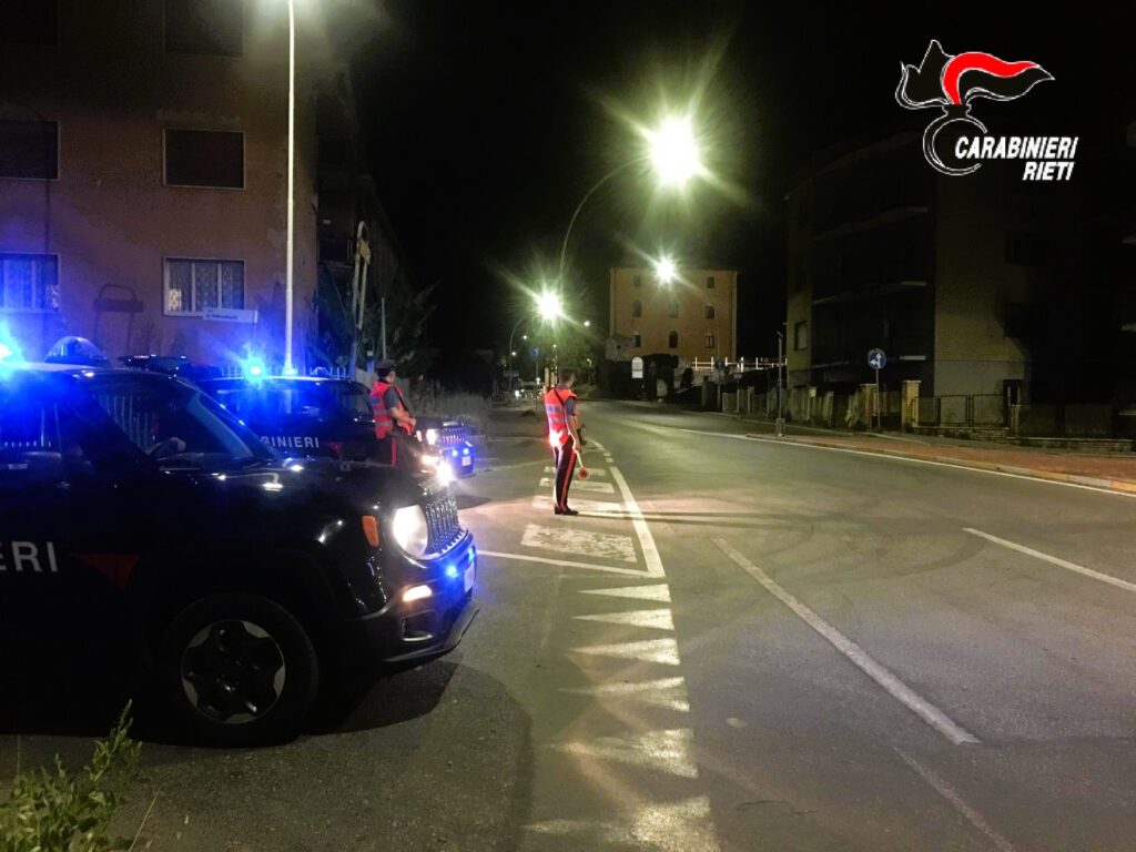 Cittaducale, raffica di controlli dei Carabinieri: 157 persone e 131 veicoli verificati